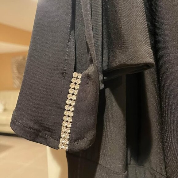 Formal bat wing dress with rhinestone accents. Sz 6 - Picture 5 of 6